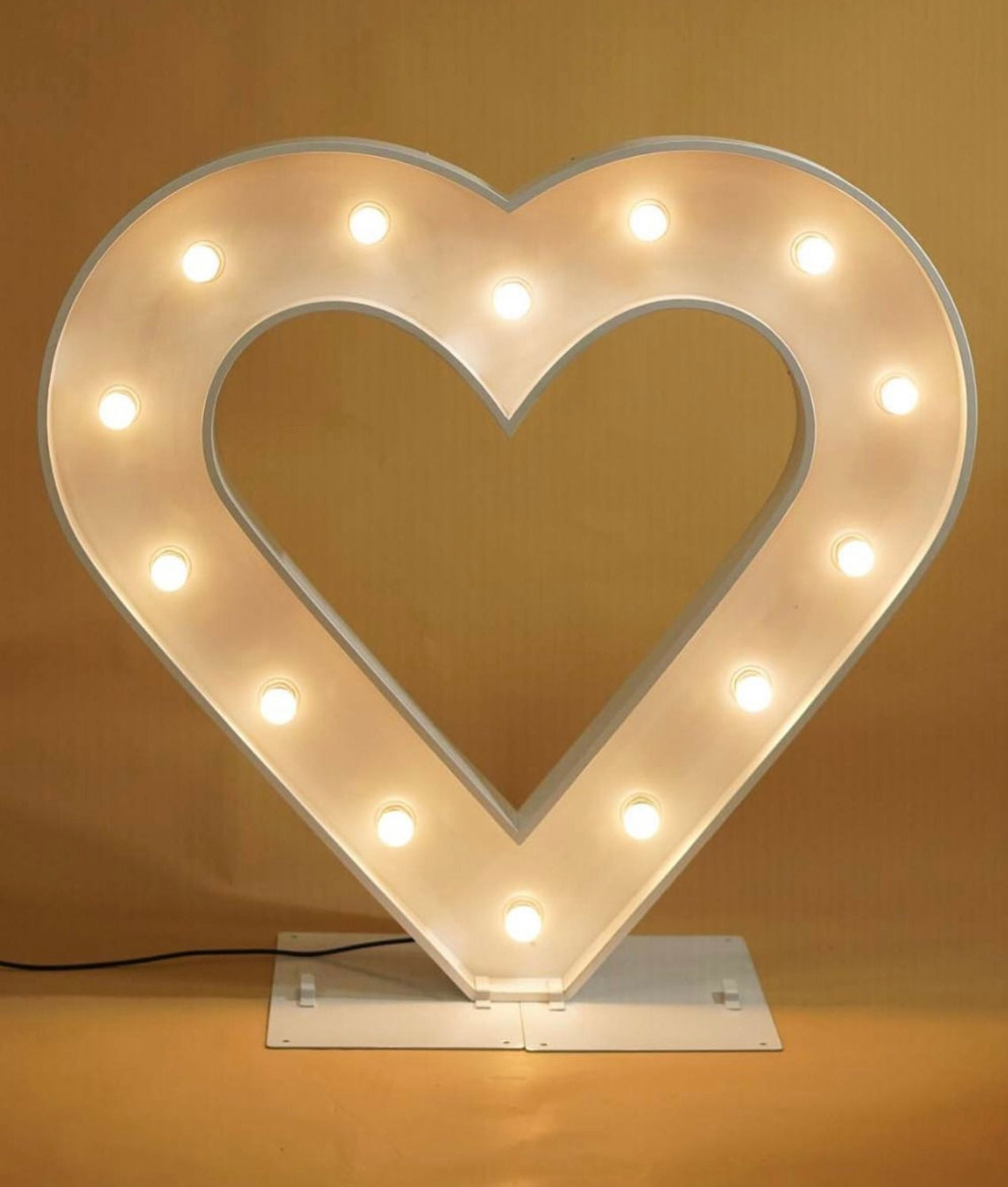 1.2m light up heart hire