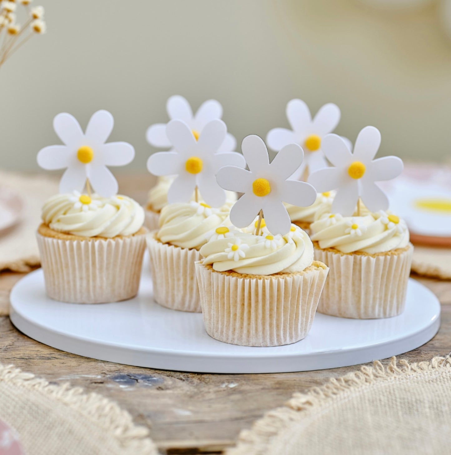 Daisy Cupcake Toppers